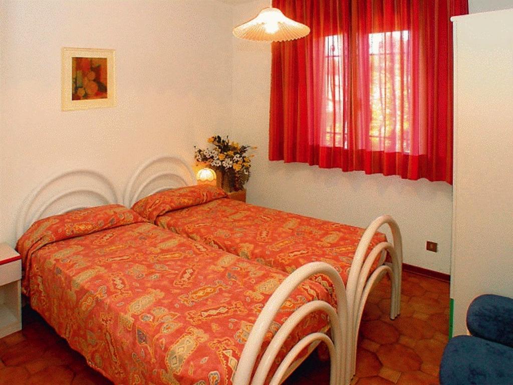 Lignano Riviera With Fireplace & Air Conditioning Lignano Sabbiadoro Exterior photo