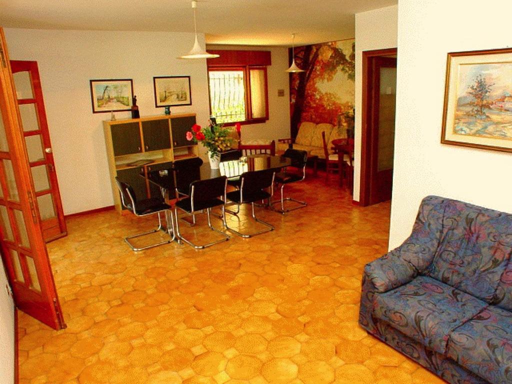 Lignano Riviera With Fireplace & Air Conditioning Lignano Sabbiadoro Exterior photo